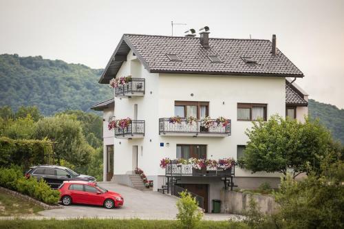 Apartments Luci?