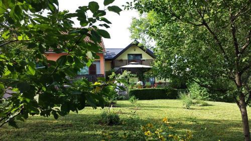Hostal Guest House Buk
