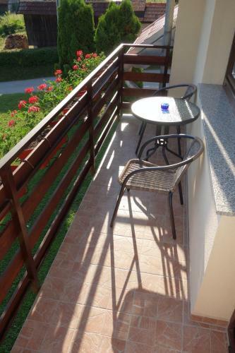 Apartment Ante