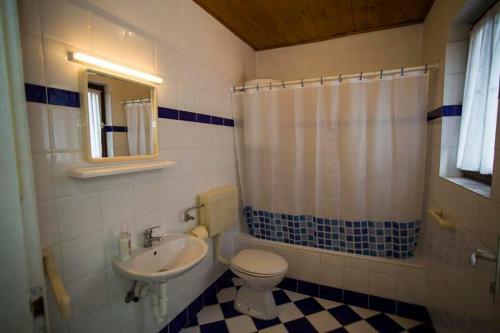 Hostal Rooms Roza