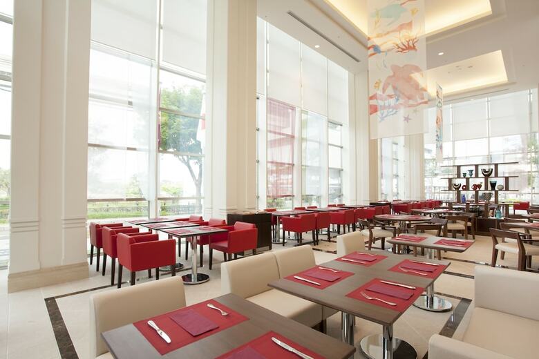 Hotel Mercure Okinawa Naha