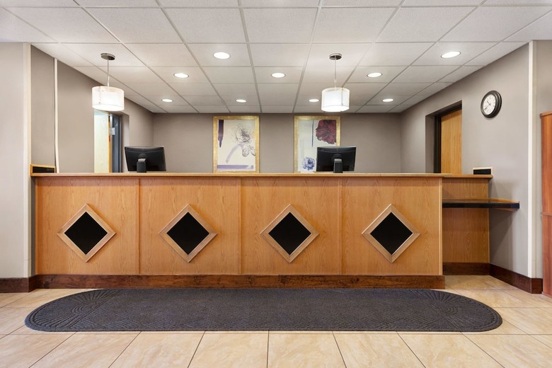 Hotel Howard Johnson By Wyndham Billings