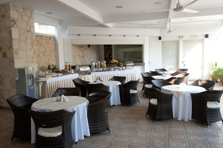 Aparthotel Elizabeth Suites