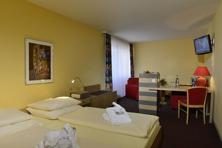 Michel & Friends Hotel L�neburger Heide
