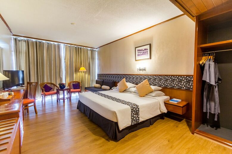 Royal Phuket City Hotel