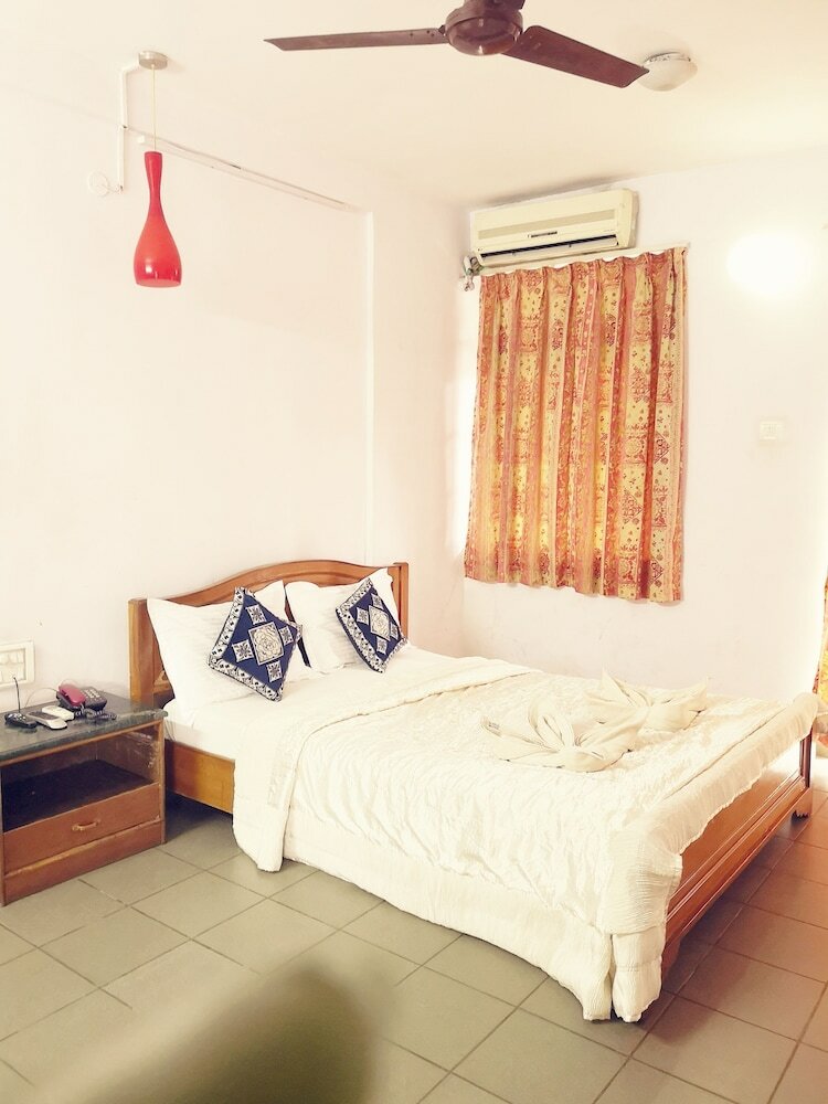 Hotel Falcon Resorts