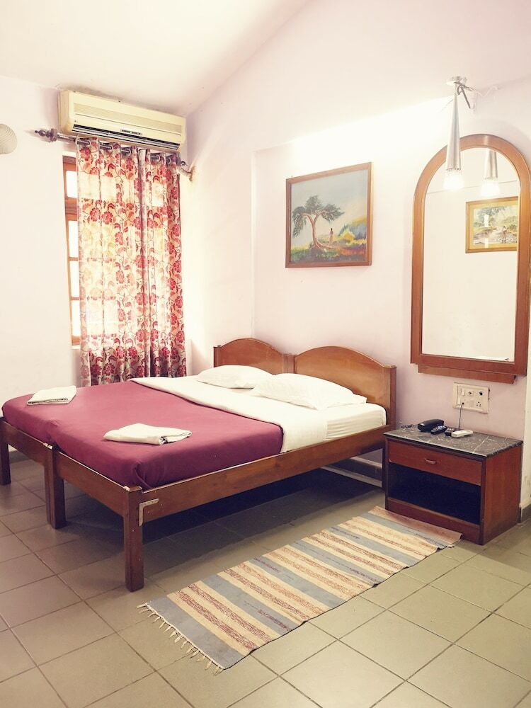 Hotel Falcon Resorts