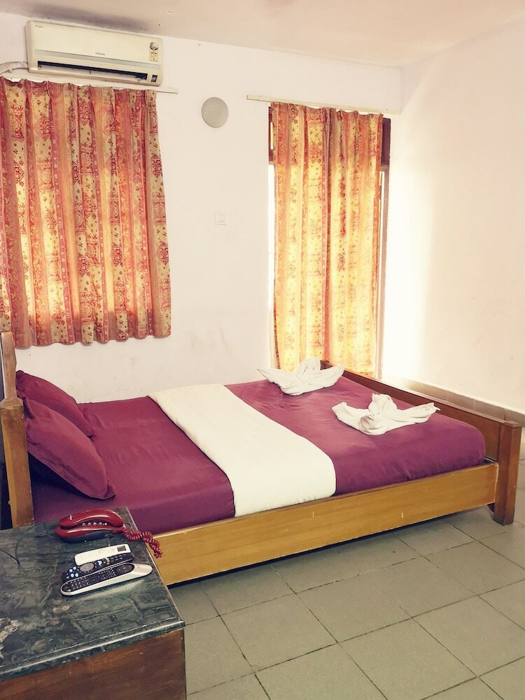 Hotel Falcon Resorts