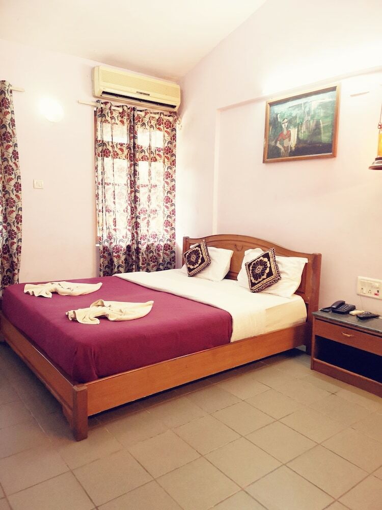 Hotel Falcon Resorts
