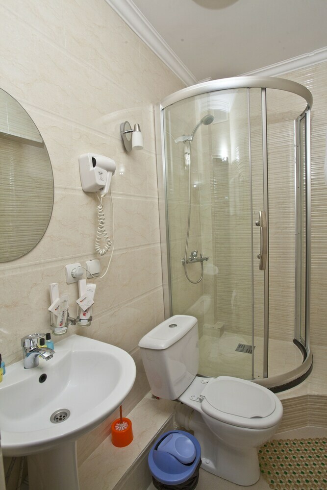 Renion Zyliha Hotel