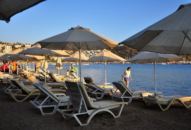 Manuela Hotel