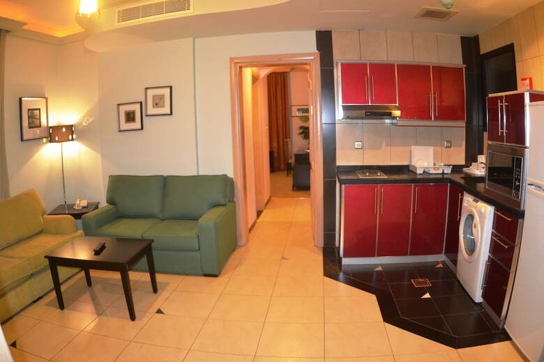 Hotel Awaliv Suites