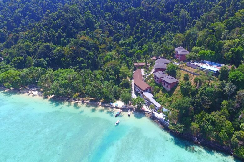 Apartamento Koh Ngai Cliff Beach Resort