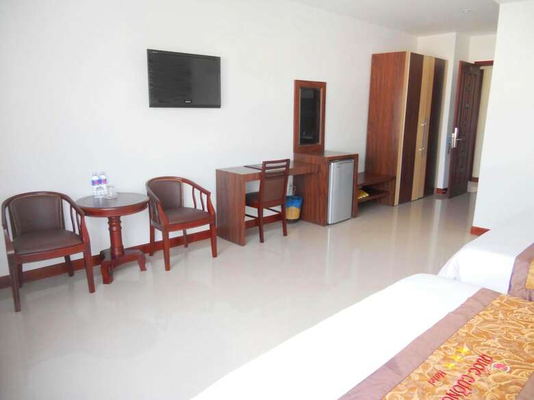 Quoc Cuong Center Hotel