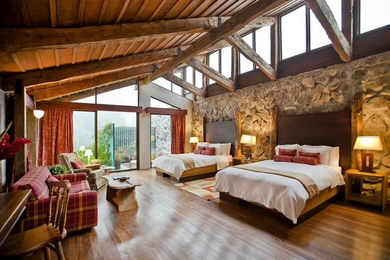 Hotel Poas Volcano Lodge