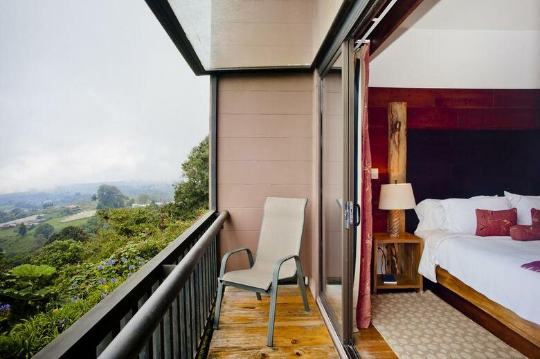 Hotel Poas Volcano Lodge