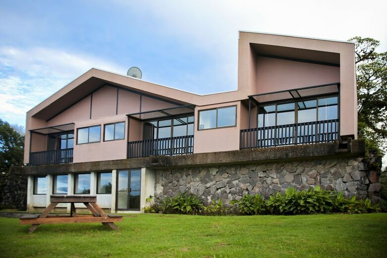 Hotel Poas Volcano Lodge