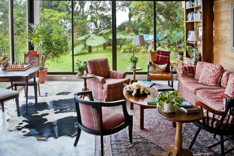 Hotel Poas Volcano Lodge
