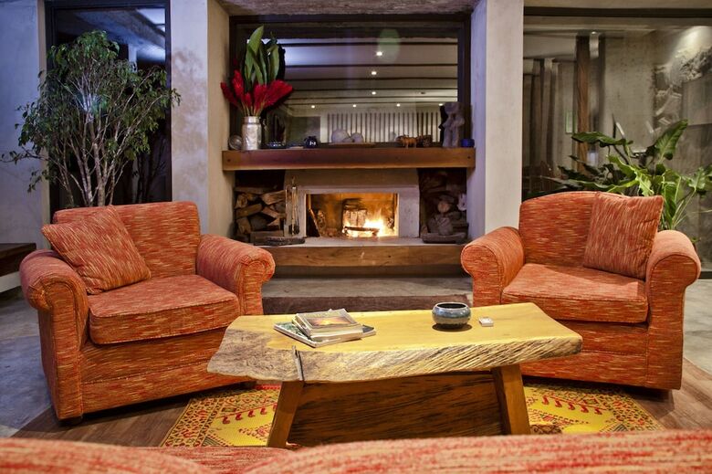 Hotel Poas Volcano Lodge