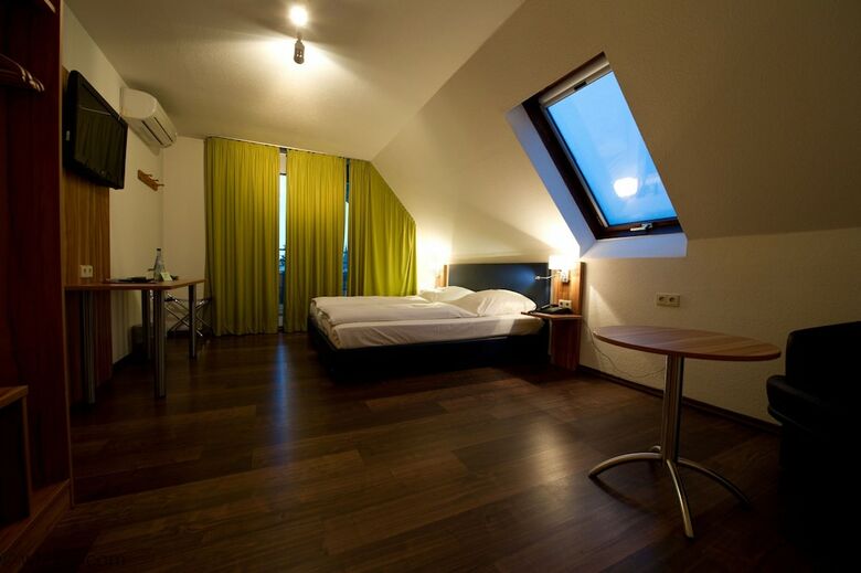 Hotel Domino