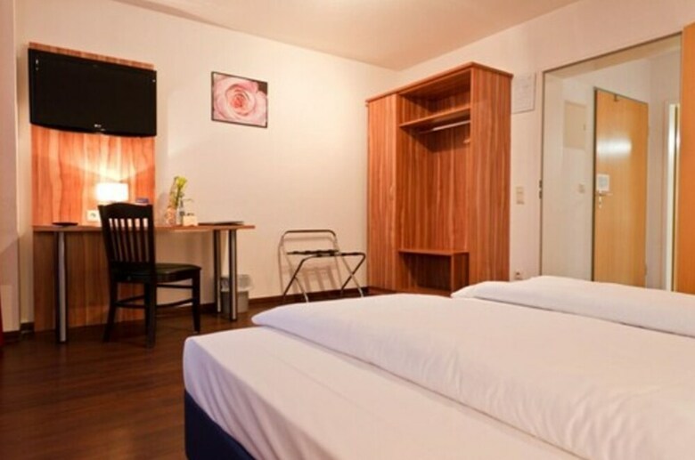 Hotel Domino