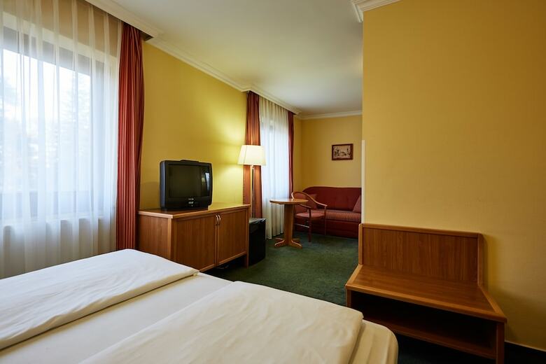 Hotel L�v�r Sopron