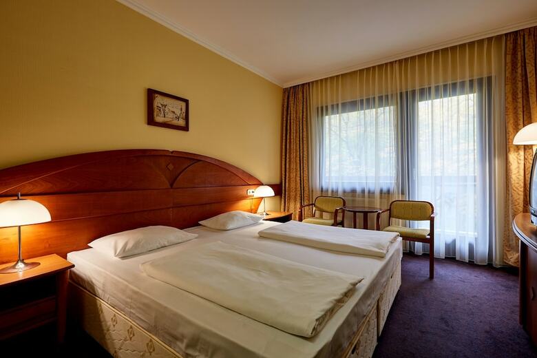 Hotel L�v�r Sopron