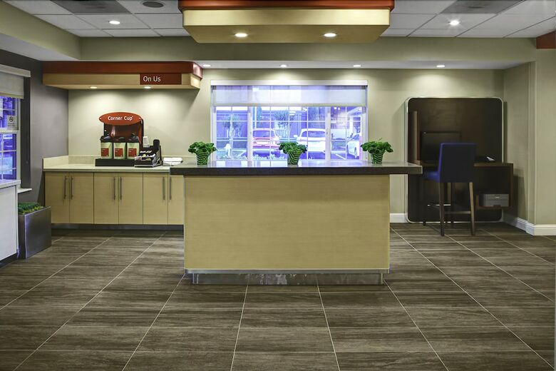 Hotel Towneplace Suites By Marriott Fresno
