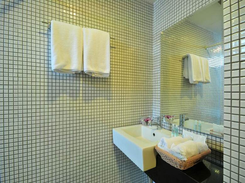 Hotel Win Long Place Serviced Apartment