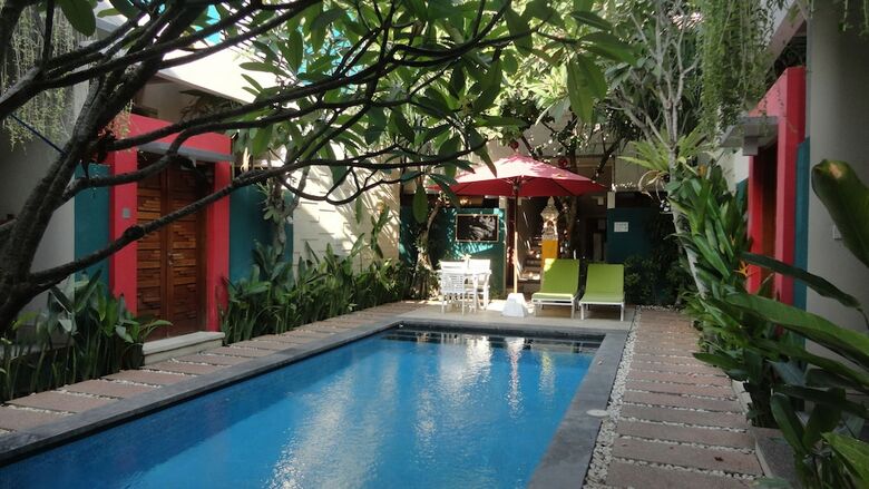 Hotel The Green Zhurga Suites