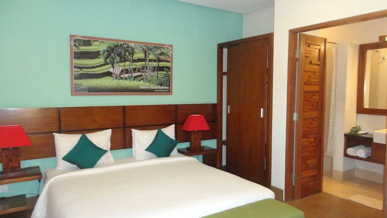 Hotel The Green Zhurga Suites
