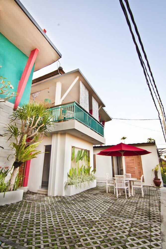 Hotel The Green Zhurga Suites