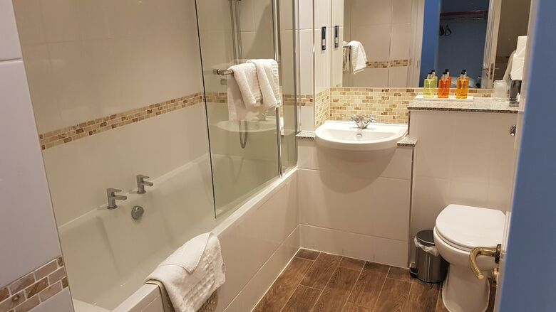 Stone House Hotel
