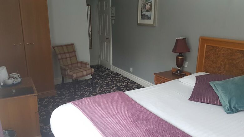 Stone House Hotel