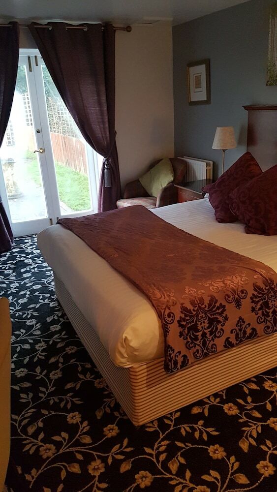 Stone House Hotel