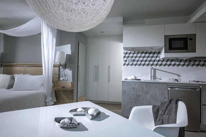 Skajado Cottages & Apartments