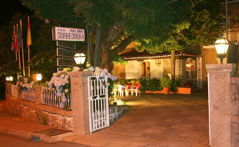 Hotel Pens�o Residencial Corredoura