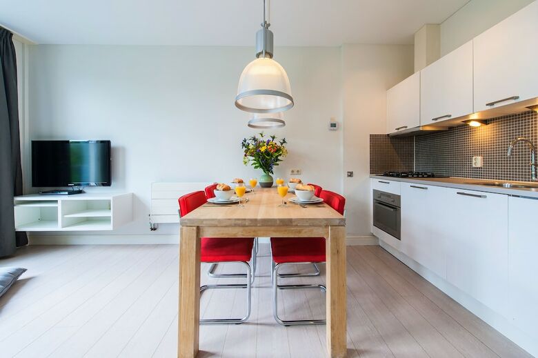 Short Stay Group Dapper Market Serviced Apartments