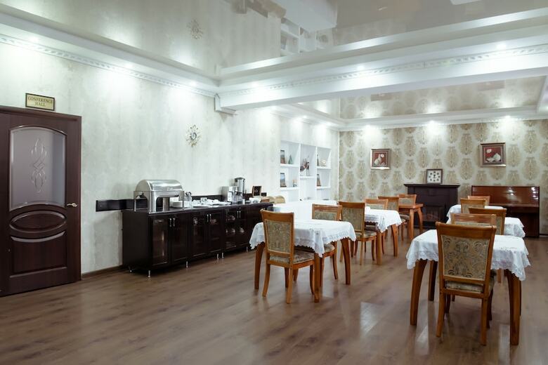 Albatros Hotel