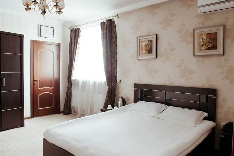 Albatros Hotel