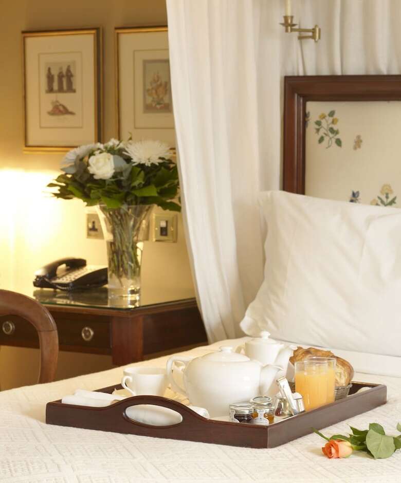 Hotel Roseate House London