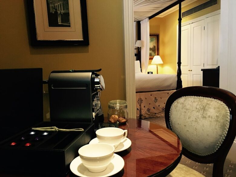 Hotel Roseate House London