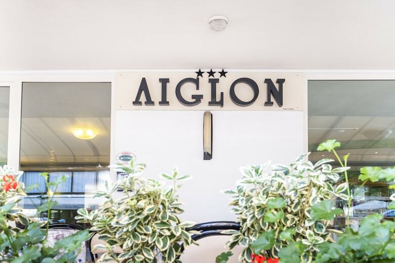 Hotel Aiglon