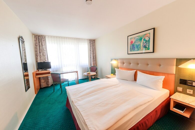 Plaza Hotel Blankenburg Ditzingen, Sure Hotel Collection