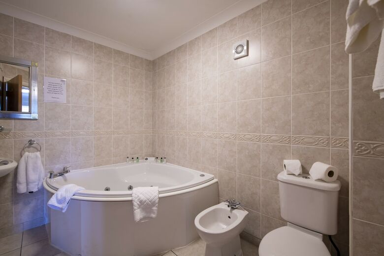 Southview Park Hotel