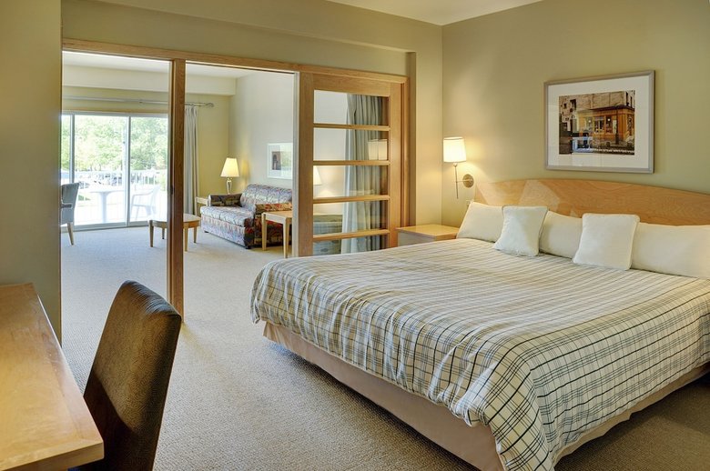 Hotel Lakeview Gimli Resort & Conference