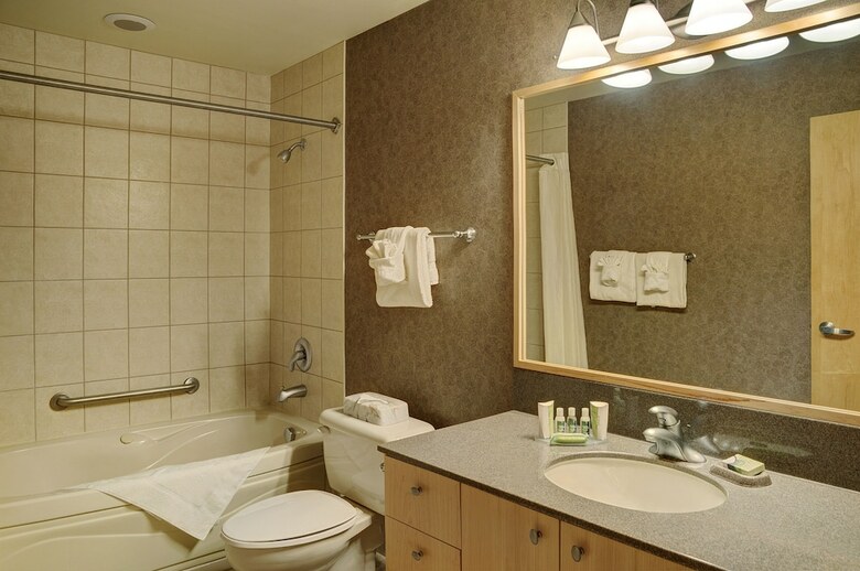 Hotel Lakeview Gimli Resort & Conference