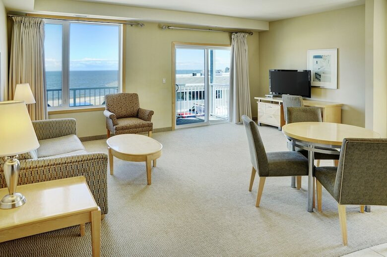 Hotel Lakeview Gimli Resort & Conference