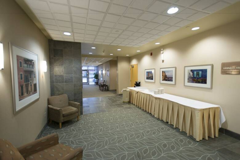 Hotel Lakeview Gimli Resort & Conference