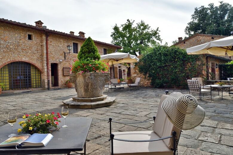 Hotel Borgo San Luigi